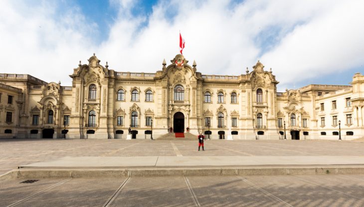 Perú: Bicentenario y cambio de mando