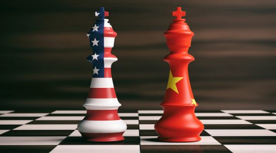 Polos opuestos: acciones de EE.UU. no paran de subir, y las de China, de caer
