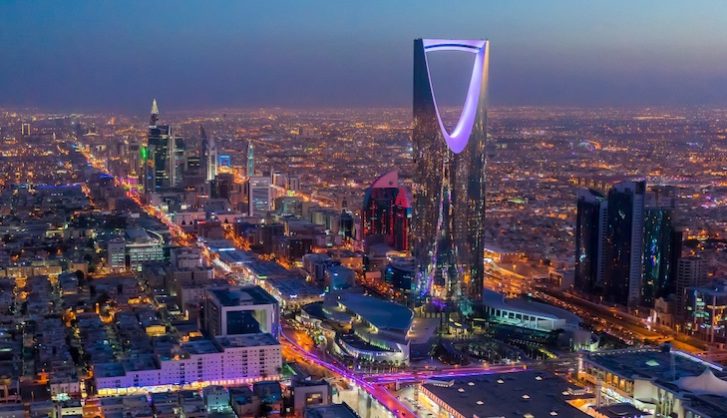 ¿Es Arabia Saudita una manera de invertir en petróleo?